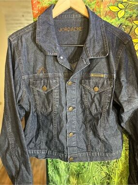 Jordache Classic Denim Jean Jacket w Logo Iconic Buttons & horse  |  Size L